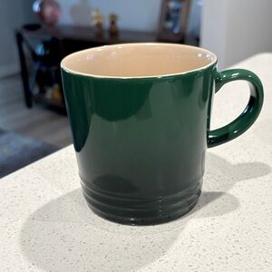 Le creuset coffee mug excellent condition